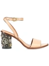 Coach Sandale Mit Mittelhohem Absatz Mit Teerosen - Size 9.5 B In Beechwood