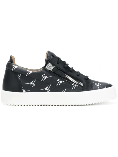 Giuseppe Zanotti Nicki Signature Sneakers In Nerobianco