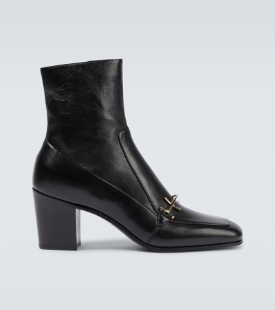 Saint Laurent Beau Leather Ankle Boots In Black