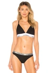 Calvin Klein Modern Cotton Multi-way Convertible Triangle Wireless Bralette In Black