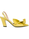 N°21 No. 21 Abstract Bow Patent Slingback Pump