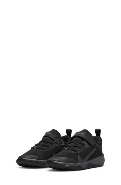 Nike Omni Multi-court Little Kids' Shoes In Black,anthracite
