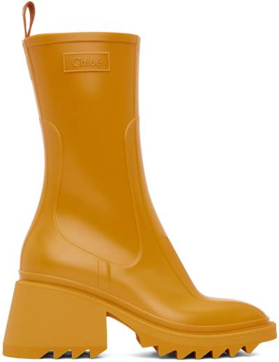 Chloé Betty Rubber Rain Booties In Gold