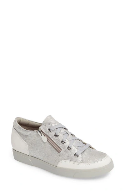 Munro Gabbie Sneaker In White Metallic Printed Leather