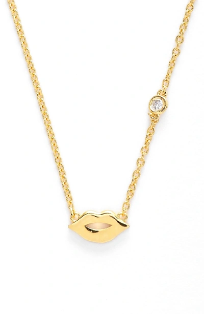 Shy By Se Lips Necklace In Gold