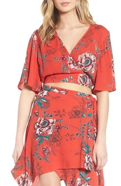 Band Of Gypsies Shadow Floral Tie Back Crop Top In Red/ Peach