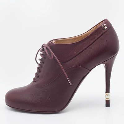 Pre-owned Chanel Burgundy Leather Cc Lace Up Booties Size 38