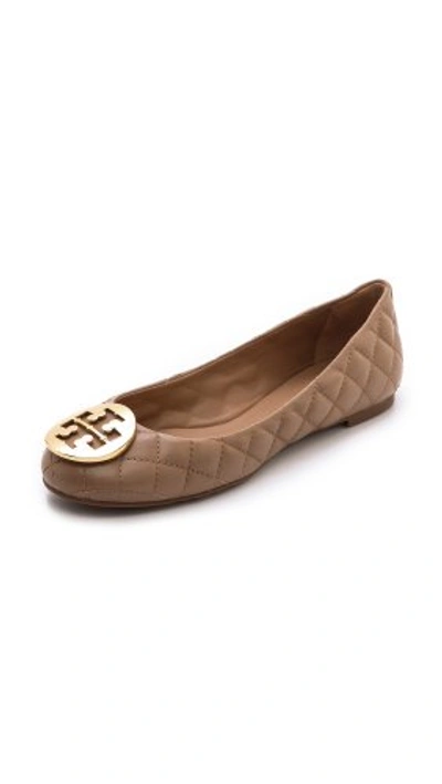 Tory Burch Quinn Mestico/metal Logo Ballet Flats In Clay Beige/gold |  ModeSens