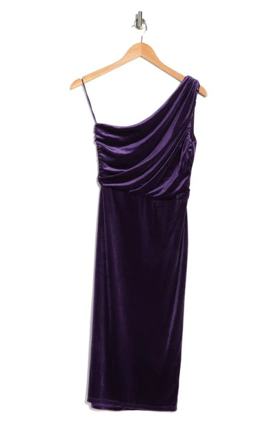Love By Design Laura One Shoulder Velvet Sheath Dress In Blackberry Cordial