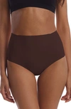 Commando Zone Smoothing Brief In Mocha