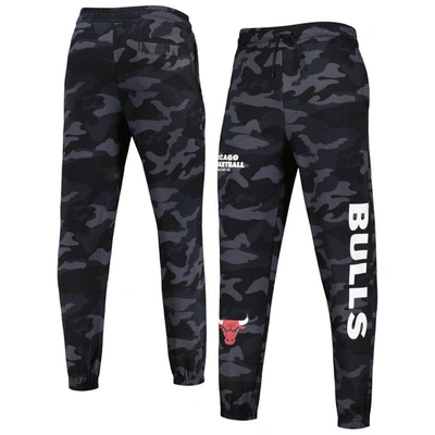 New Era Men's  Black, Camo Chicago Bulls Tonal Joggers