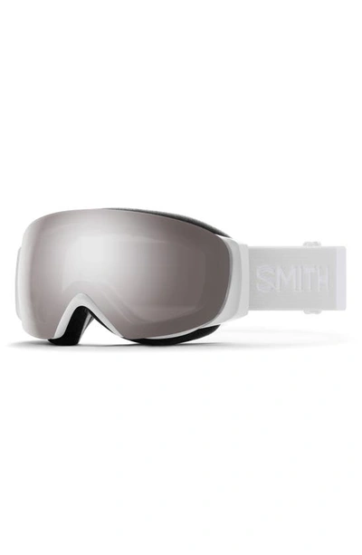 Smith I/o Mag™ 164mm Snow Goggles In White Vapor / Platinum