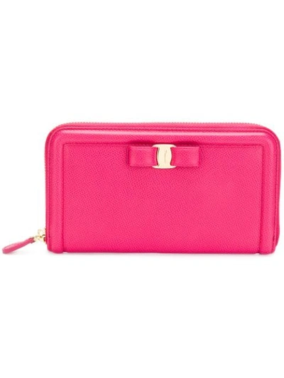 Ferragamo Zip Around Bow Wallet In Pink