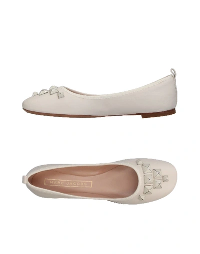 Marc Jacobs Ballet Flats In White