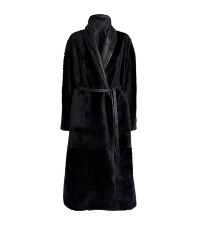 Yves Salomon Reversible Belted Shearling Coat In Noir_bleute