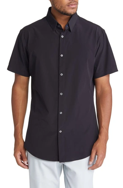 Mizzen + Main Leeward Trim Fit Short Sleeve Button-up Shirt In Black Solid