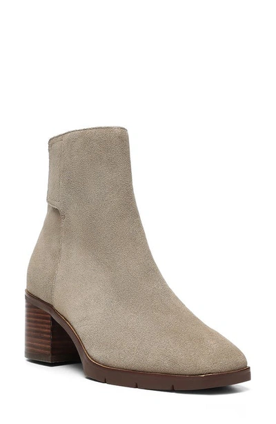 Nydj Arianna Bootie In Taupe