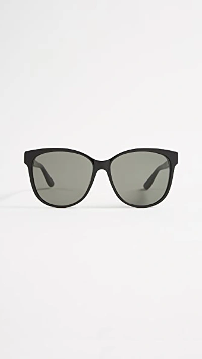 Saint Laurent Signature Classic Sunglasses In Black/grey