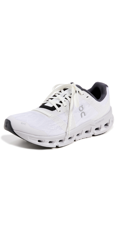 On Cloudgo Trainers In White