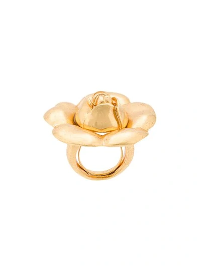 Oscar De La Renta Gardenia Flower Ring - Metallic