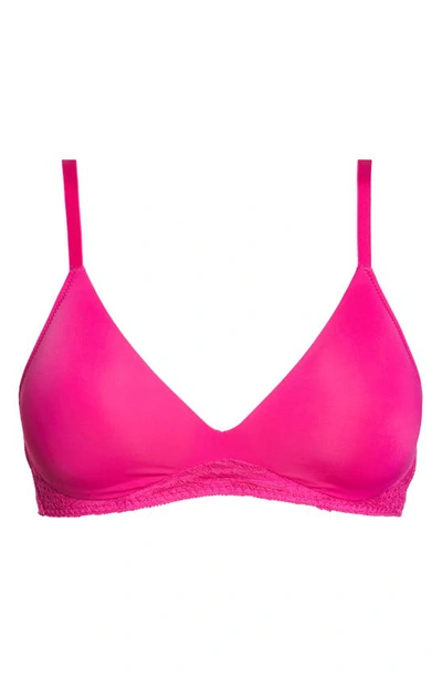 On Gossamer Sleek & Lace Wireless Lift Bra In Deep Magenta