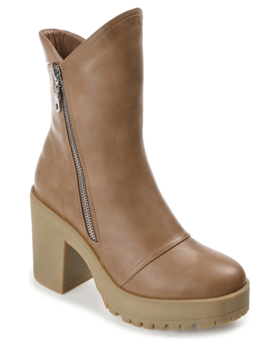 Journee Collection Collection Women's Tru Comfort Foam Jaquie Bootie In Tan