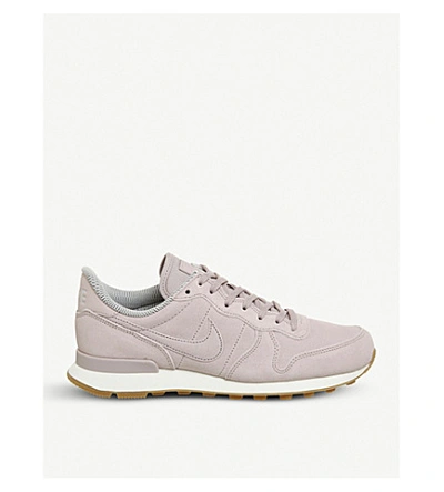 Nike Internationalist Suede Trainers In Particle Rose