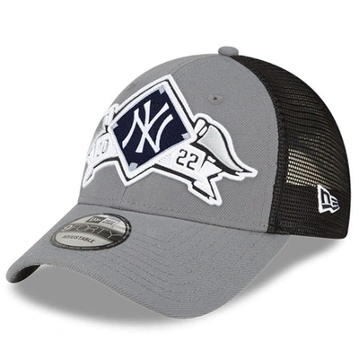 New Era Gray New York Yankees 2022 Division Series Winner Locker Room 9forty Snapback Hat