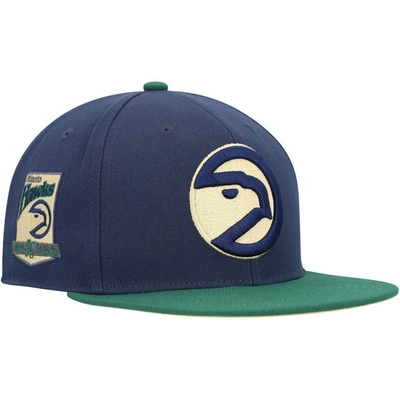 Mitchell & Ness Men's  Navy, Green Atlanta Hawks 25 Seasons Hardwood Classics Grassland Fitted Hat In Navy,green