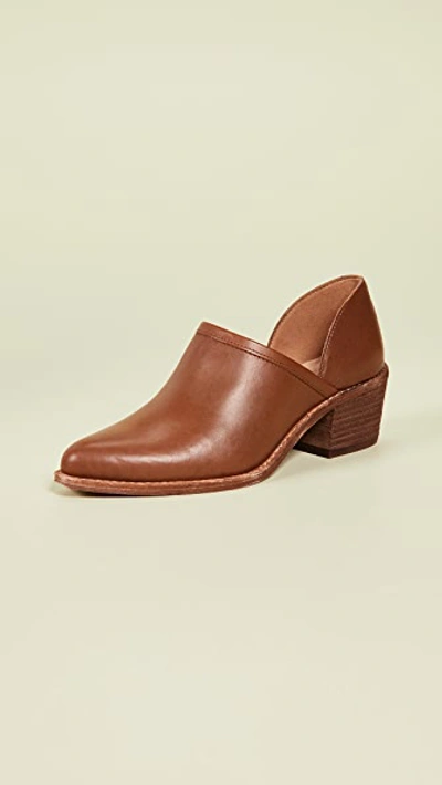 Madewell The Brady Block Heel Bootie In English Saddle Leather