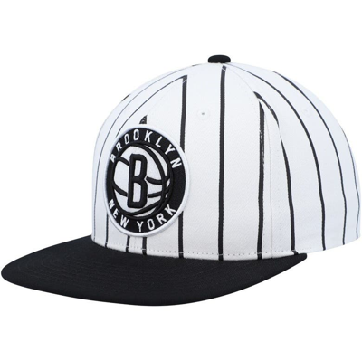 Mitchell & Ness Men's  White Brooklyn Nets Hardwood Classics Pinstripe Snapback Hat