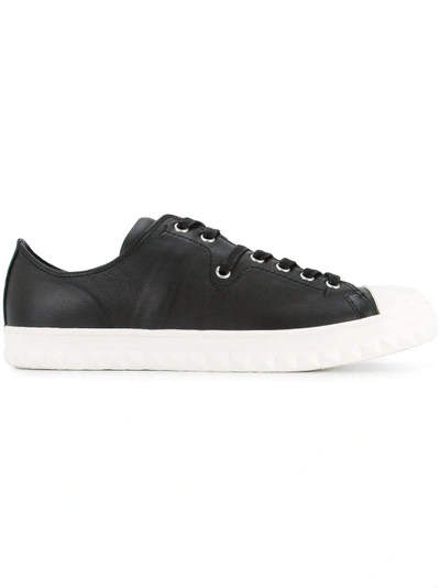 Whiteflags Low-top Sneakers - Black