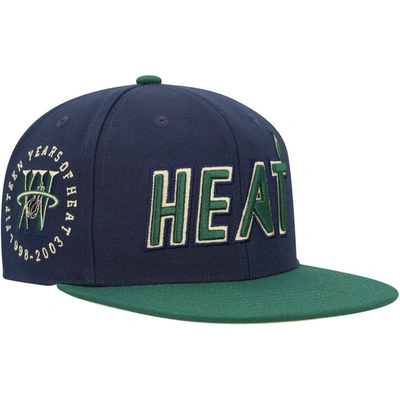 Mitchell & Ness Men's  Navy, Green Miami Heat 15th Anniversary Hardwood Classics Grassland Fitted Hat In Navy,green