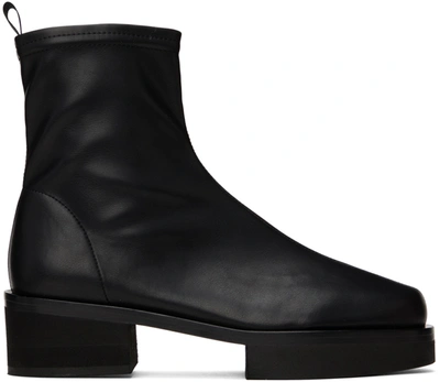 Frame Black 'le Remi' Ankle Boots In Noir