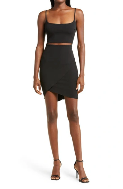 Lulus On The Town Cutout Satin Body-con Dress In Black