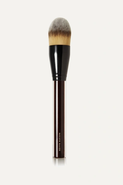 Kevyn Aucoin The Foundation Brush In Colorless