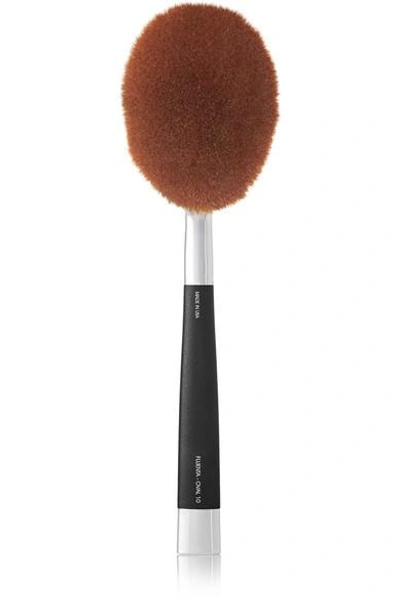 Artis Brush Fluenta Oval 10 Brush - Colorless