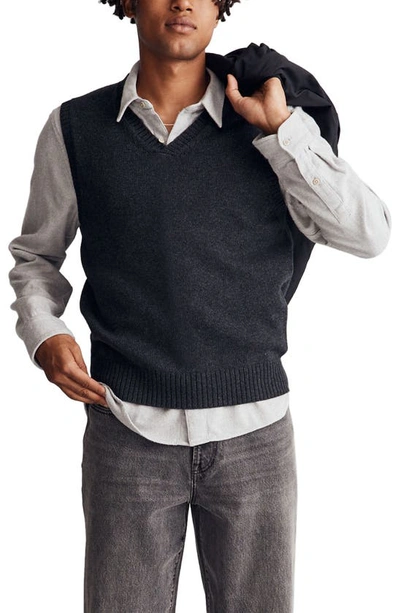 Madewell Wool Blend Sweater Vest In Heather Charcoal