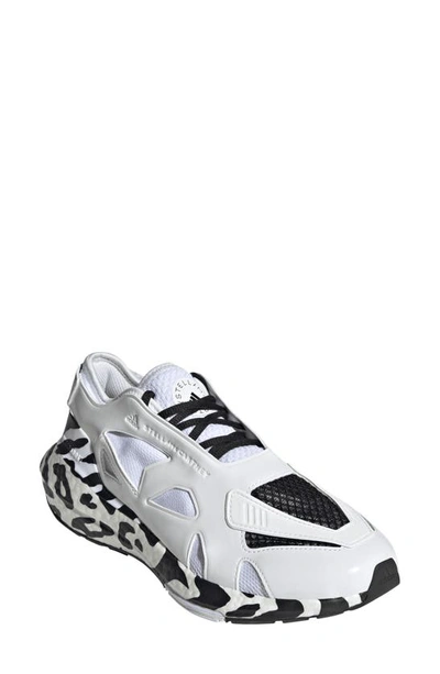 Adidas By Stella Mccartney Ultraboost 22 Graphic Knit Sneaker In Ftwr White/ White/ Black