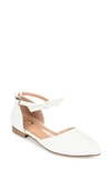 Journee Collection Vielo Pointed Toe Flat In White