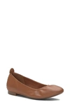 Lucky Brand Caliz Flat In Tan Leather