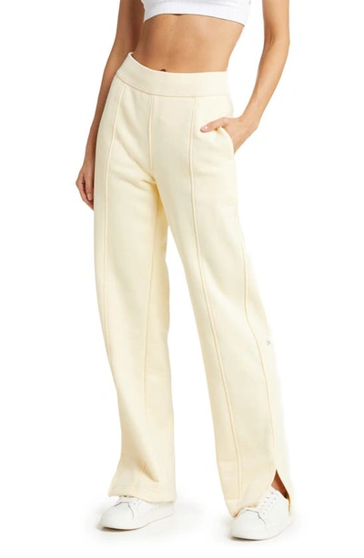 Alo Yoga White Straight Leg Sweatpants New Ivory Alo Set: Stylish Sweatpants  Revealed