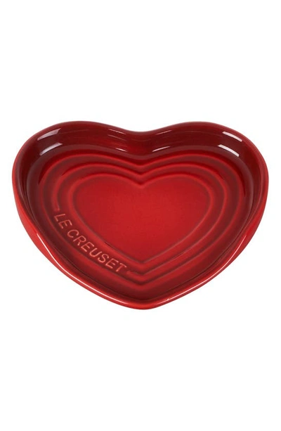 Le Creuset Figural Hearts Stoneware Spoon Rest In Cerise