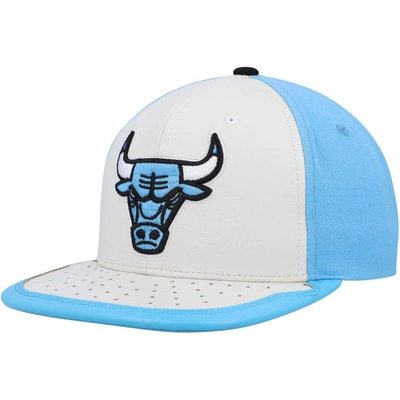 Mitchell & Ness Men's  White, Light Blue Chicago Bulls Day One Snapback Hat In White,light Blue