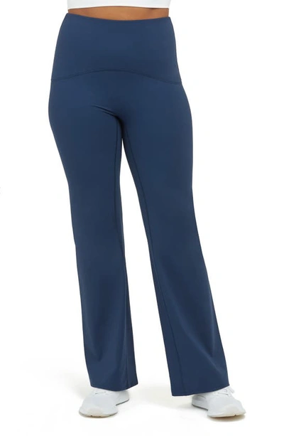 Spanx Booty Boost Yoga Pants In Midnight Navy