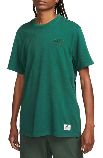 Nike Sportswear Crafted T-shirt In Green