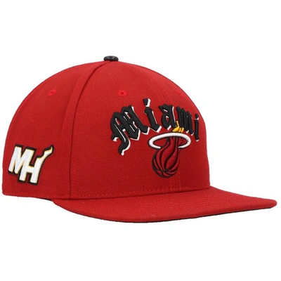 Pro Standard Red Miami Heat Old English Snapback Hat