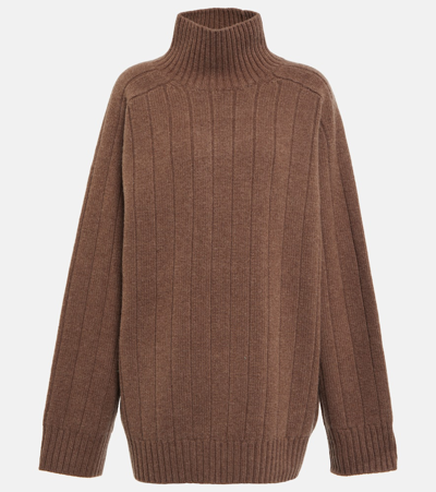 Totême Ribbed Wool And Cashmere-blend Turtleneck Sweater In Brown Melange