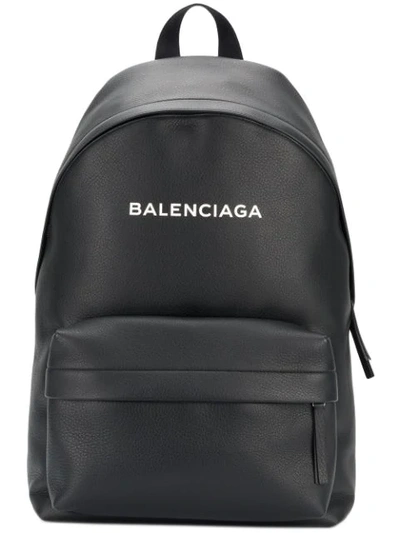 Balenciaga Men's Everyday Large Leather Backpack In Black