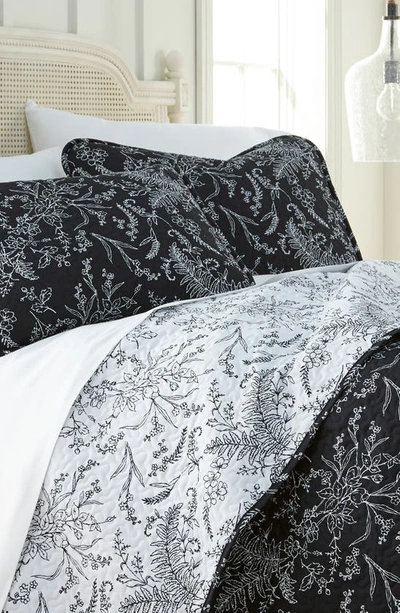 Southshore Fine Linens Winter Brush Reversible Quilt Set In Black